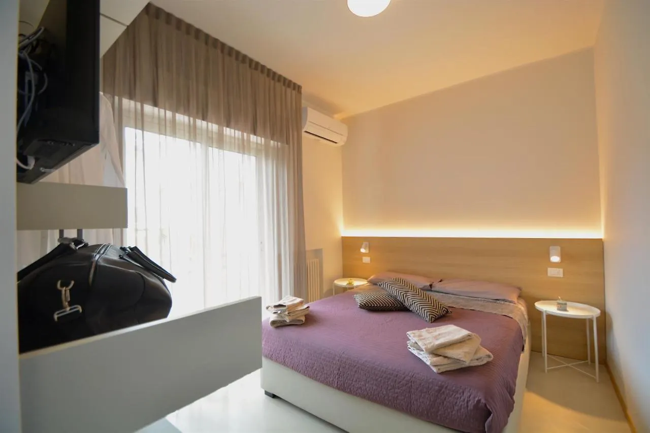 Prime Blue Suite - Bilocale Riccione 0*,